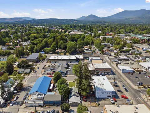 View/Area - 113 S 2nd Ave, Sandpoint, ID 83864 photo 7 of 9
