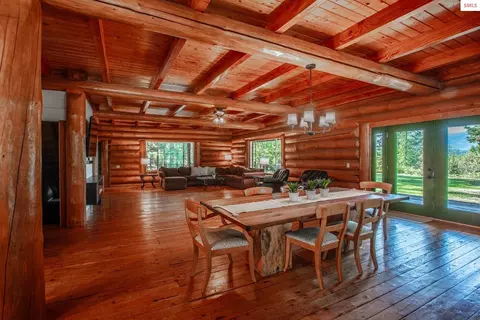 Dining - 1861 Samuels Rd, Sandpoint, ID 83864 photo 2 of 4