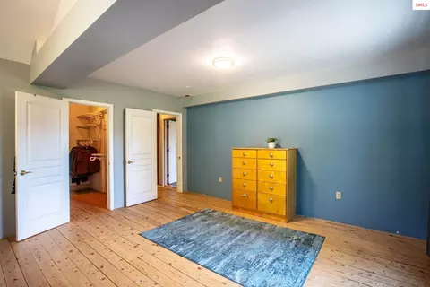 Bedroom - 1861 Samuels Rd, Sandpoint, ID 83864 photo 2 of 5