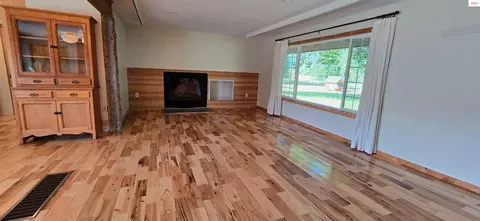 Living - 24 Shiras Dr, Sandpoint, ID 83864 photo 1 of 5