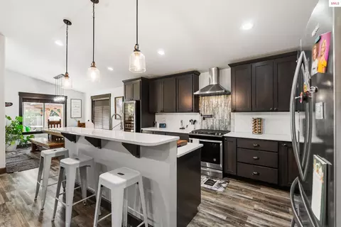 Kitchen - 241 Beverly Dr, Sagle, ID 83860 photo 3 of 4