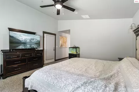 Bedroom - 241 Beverly Dr, Sagle, ID 83860 photo 7 of 8