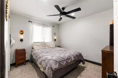Bedroom - 241 Beverly Dr, Sagle, ID 83860 photo 5 of 8