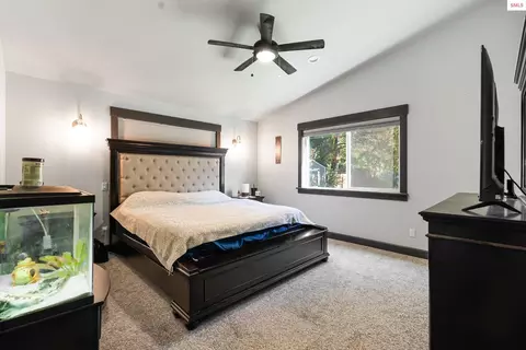 Bedroom - 241 Beverly Dr, Sagle, ID 83860 photo 8 of 8