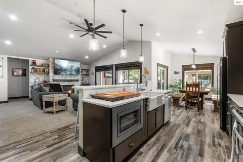 Kitchen - 241 Beverly Dr, Sagle, ID 83860 photo 2 of 4