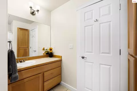 Bath - 249 Indigo Sky Rd, Sandpoint, ID 83864 photo 4 of 4