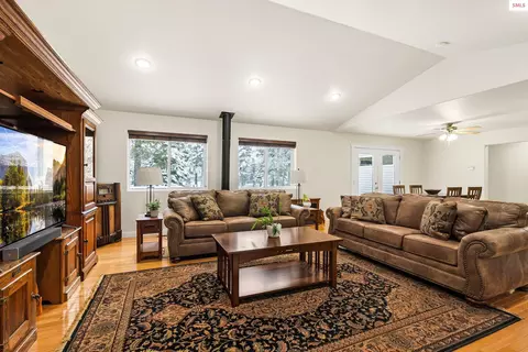 Living - 249 Indigo Sky Rd, Sandpoint, ID 83864 photo 1 of 1