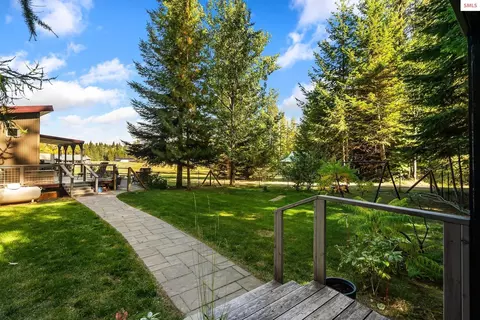 Exterior - 659 663 Spades Rd, Sagle, ID 83860 photo 8 of 16