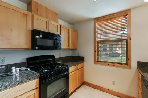 Kitchen - 507 Guthrie Pl #302, Dover, ID 83825 photo 4 of 5