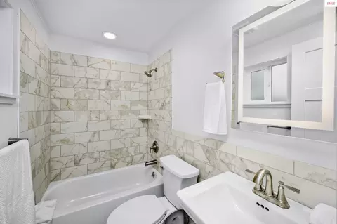 Bath - 9140 N Starr Loop, Hayden, ID 83835 photo 1 of 3