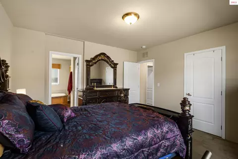 Bedroom - 99 Wayside Dr, Athol, ID 83801 photo 5 of 5
