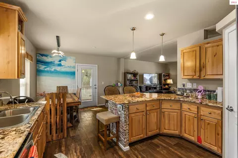 Kitchen - 99 Wayside Dr, Athol, ID 83801 photo 3 of 4