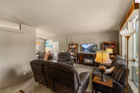 Living - 99 Wayside Dr, Athol, ID 83801 photo 2 of 2