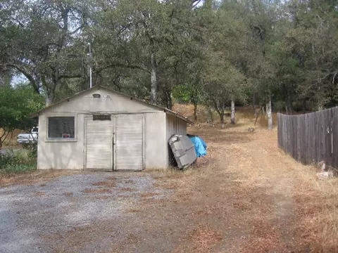 12006 Lake, Redding, CA 96003 photo 3