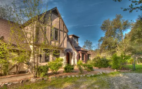 8926 Sadawa Ln, Redding, CA 96001 photo 20