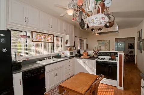 8926 Sadawa Ln, Redding, CA 96001 photo 7