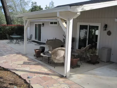 12239 Lake Blvd, Redding, CA 96003 photo 4