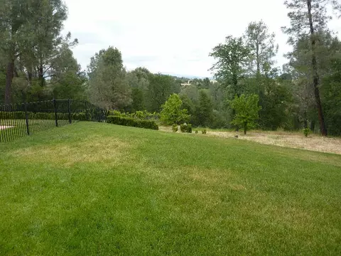 2667 Cumberland Dr, Redding, CA 96001 photo 21