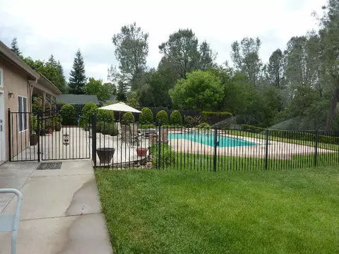 2667 Cumberland Dr, Redding, CA 96001 photo 25