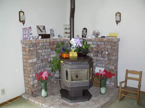 2259 Adirondack, Redding, CA 96001 photo 3