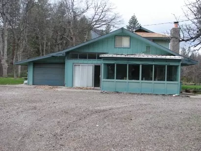 40903 Old School Rd, Fall River Mills, CA 96028 photo 3