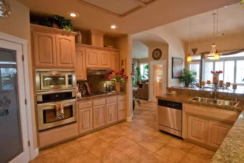19061 Hollow Ln, Redding, CA 96003 photo 8