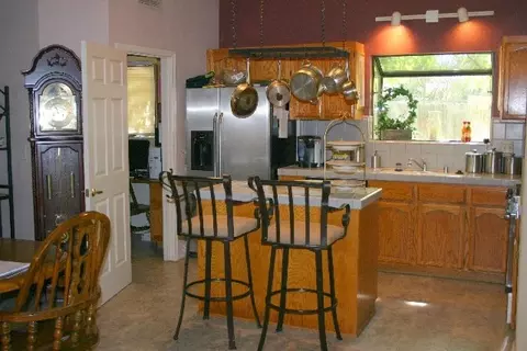 2770 Howard Dr, Redding, CA 96001 photo 4