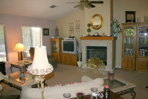 2770 Howard Dr, Redding, CA 96001 photo 9
