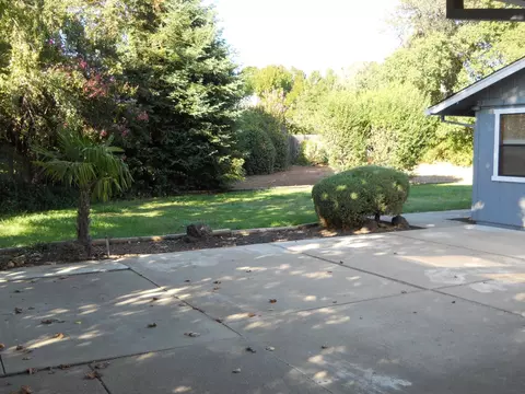 1816 Tiburon, Redding, CA 96002 photo 13