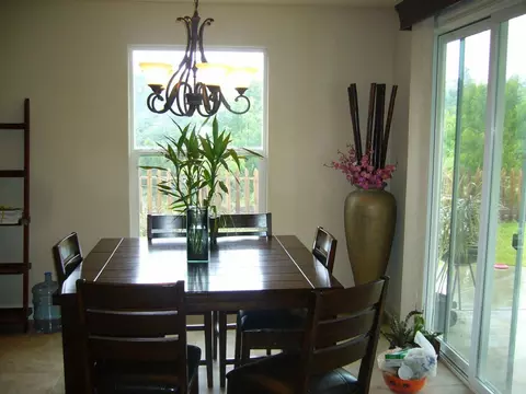 976 Savona, Redding, CA 96001 photo 4