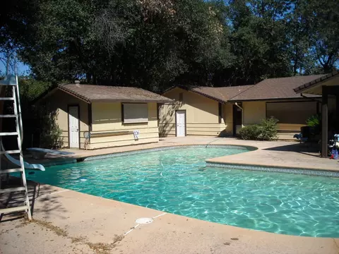 4022 Alta Campo, Redding, CA 96002 photo 8