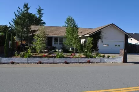 596 Collyer Dr, Redding, CA 96003 photo 24