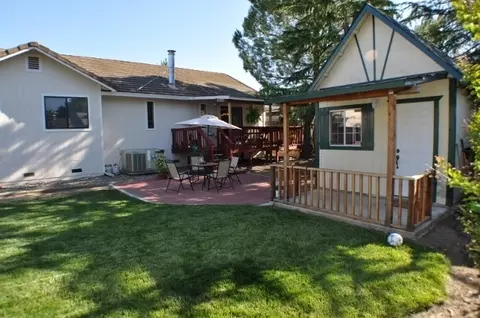 596 Collyer Dr, Redding, CA 96003 photo 19