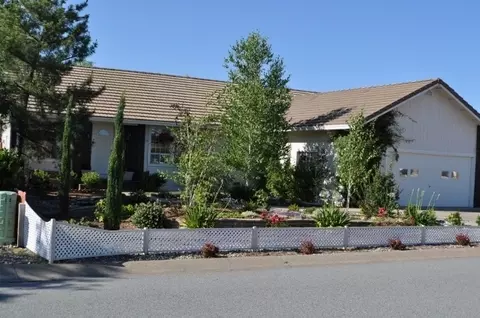 596 Collyer Dr, Redding, CA 96003 photo 23