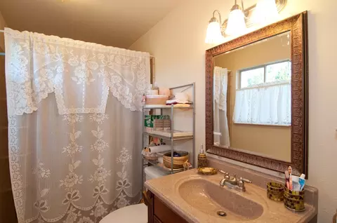 11374 Sara Dr, Redding, CA 96003 photo 8