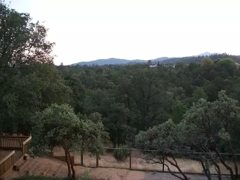 3943 Teton Dr, Redding, CA 96001 photo 8