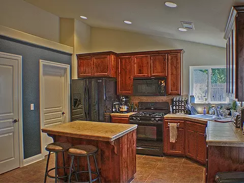 7136 Daybreak Ct, Redding, CA 96001 photo 3