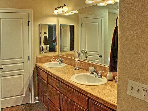 7136 Daybreak Ct, Redding, CA 96001 photo 8