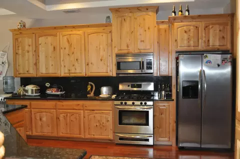 22265 Mirror Valley Ln, Redding, CA 96003 photo 2