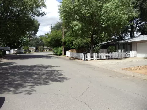 1891 Wheeler, Redding, CA 96002 photo 3