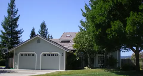 3492 Grey Cape Ct, Redding, CA 96003 photo 1