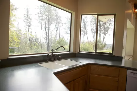 10054 Chateau Woods, Redding, CA 96001 photo 16