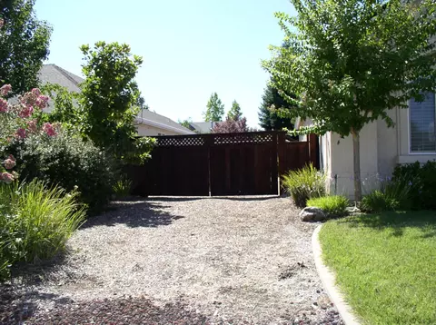 2224 Crescent Moon Dr, Redding, CA 96001 photo 20