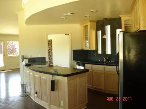 15850 Macleod Dr, Redding, CA 96001 photo 12