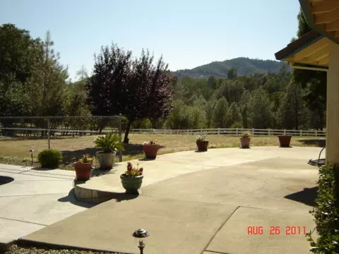 15850 Macleod Dr, Redding, CA 96001 photo 9