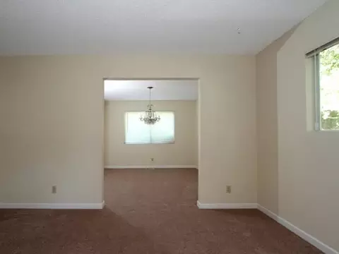 231 Weldon St, Redding, CA 96001 photo 5