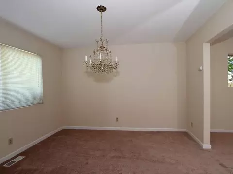 231 Weldon St, Redding, CA 96001 photo 6