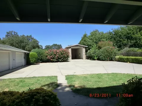 7158 Granada, Redding, CA 96002 photo 3