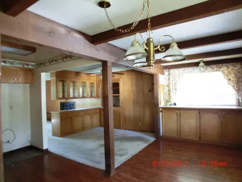 7158 Granada, Redding, CA 96002 photo 8