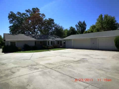 7158 Granada, Redding, CA 96002 photo 16